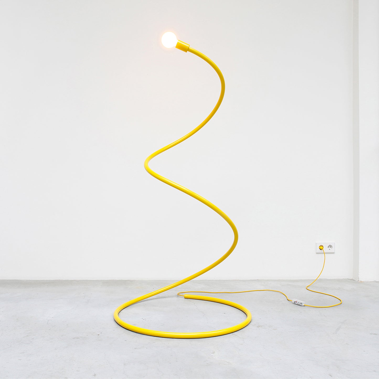 Loopy Lamp Large